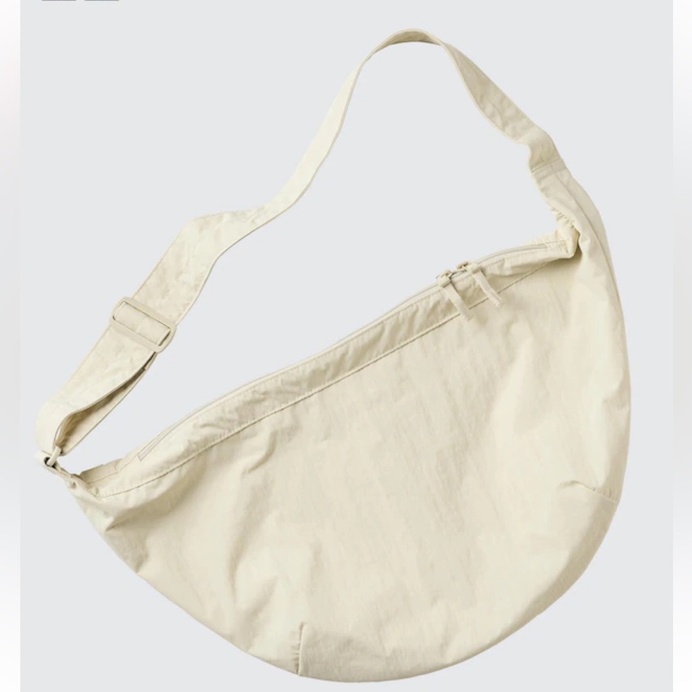 Uniqlo Round Mini Shoulder Bag in Natural